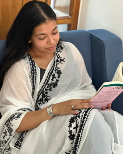 Women Embroidery Traditional Saree With Blouse